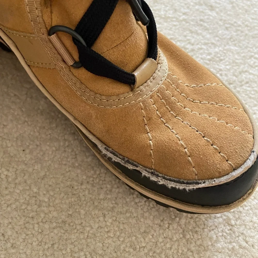 Sorel questions leave